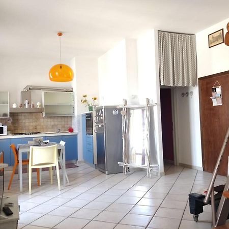Delizioso Appartamento Vicino Al Centro Piombino Dış mekan fotoğraf